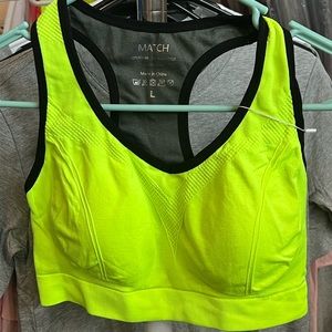 Women’s large sports bra